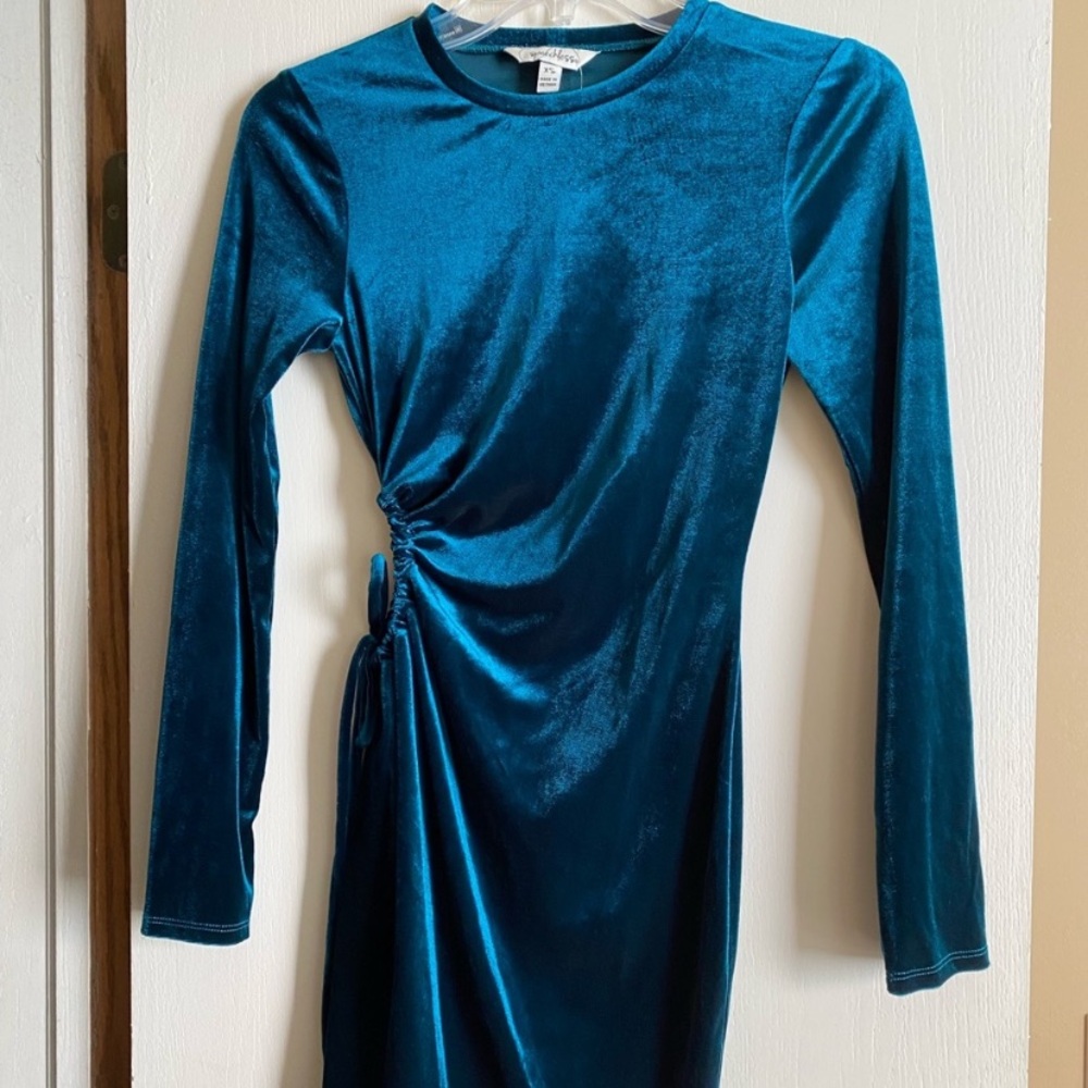 Elegant Teal Velvet Dress